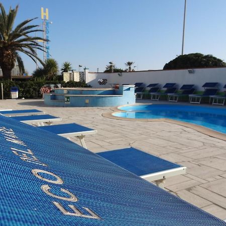 Hotel Eco Del Mare Marina di Massa Dış mekan fotoğraf