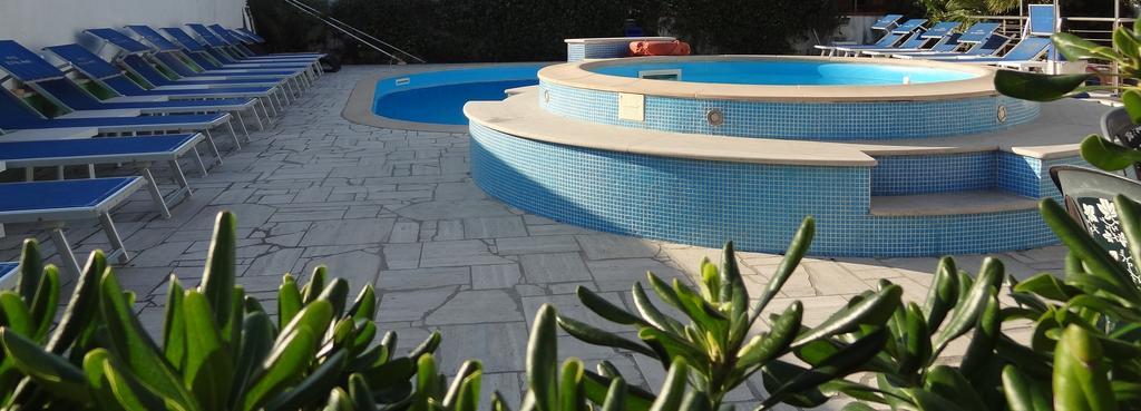 Hotel Eco Del Mare Marina di Massa Dış mekan fotoğraf